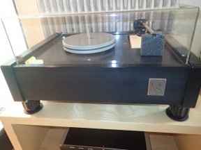 Merill-Scillia turntable-Breue - bazar