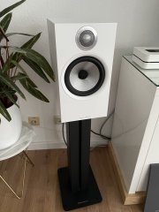 Bowers & Wilkins Bowers & Wilkins reproduktory 606 (bl) + Stojany B&W STAV - bazar