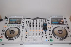 2X gramofony Pioneer CDJ Pioneer CDJ - hifi bazar