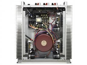 Parasound A31 Silver 3x400 W, ještě stříbrný model! nově už nelze objednat (3)