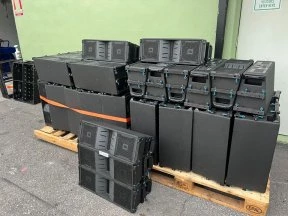 LOT OF 16 JBL Vertec VT4886 Vertec VT4886 Three-Way High Directivity Line (2)