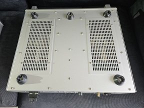 pair of Audio Research monoblo Research monoblok (3)