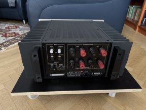 Accuphase A-47 vkonov zesilova tdy A (4)