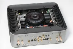 Cambridge Audio Edge A (4)