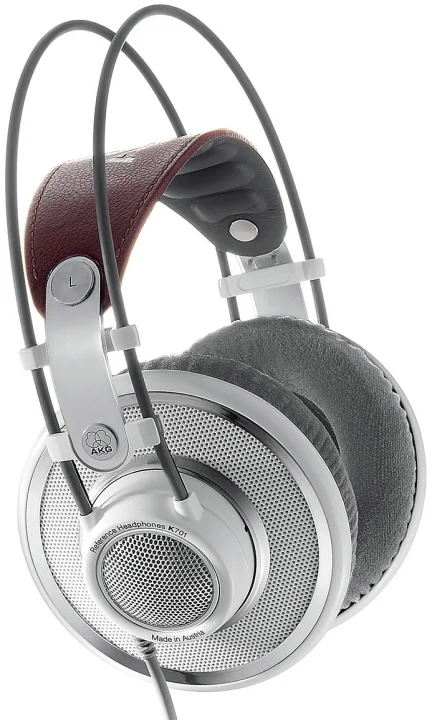 AKG K-701