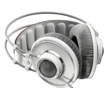 AKG K-701 (3)